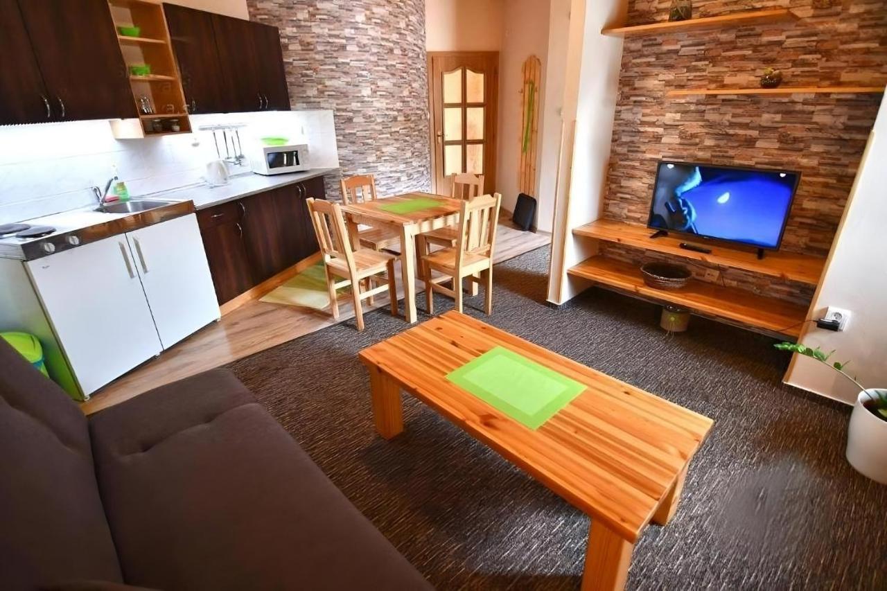 Penzion Pramen Vinné Exteriör bild